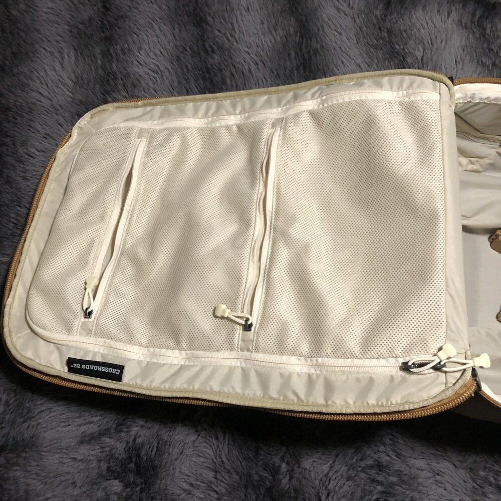 Yeti Crossroads 22 Luggage, Carry On With Wheels, Alpine Brown, Rolling - Picture 7 of 8